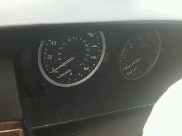 WBANF33587CS40190 - 2007 BMW 525 XI WHITE photo 8