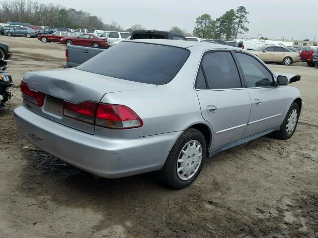 1HGCG56492A047266 - 2002 HONDA ACCORD LX SILVER photo 4