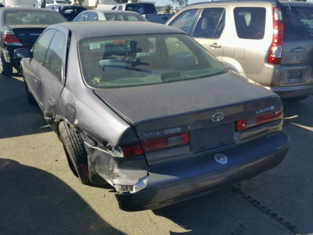 JT2BG22K2W0122360 - 1998 TOYOTA CAMRY CE GRAY photo 3