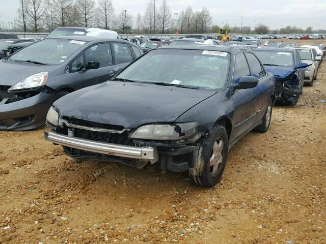 1HGCG1657XA022410 - 1999 HONDA ACCORD EX BLACK photo 2