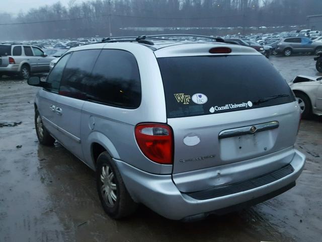 2A4GP54L06R795846 - 2006 CHRYSLER TOWN & COU SILVER photo 3