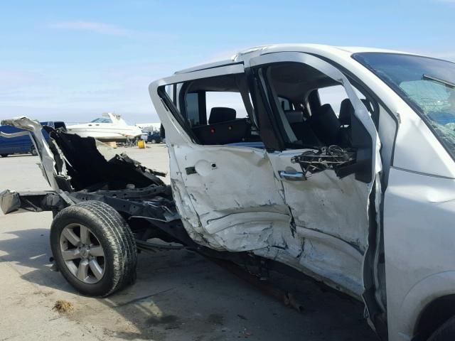 1N6BA07D48N352606 - 2008 NISSAN TITAN XE WHITE photo 10