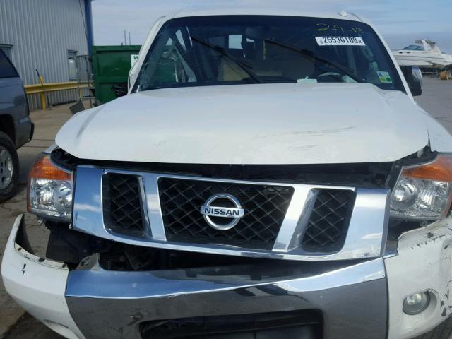 1N6BA07D48N352606 - 2008 NISSAN TITAN XE WHITE photo 7