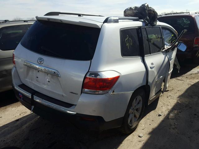 5TDBK3EH4CS158152 - 2012 TOYOTA HIGHLANDER WHITE photo 4