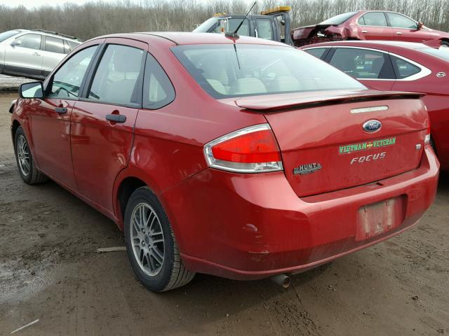 1FAHP3FN2AW188480 - 2010 FORD FOCUS SE RED photo 3