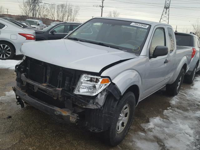 1N6BD06T76C406750 - 2006 NISSAN FRONTIER K SILVER photo 2