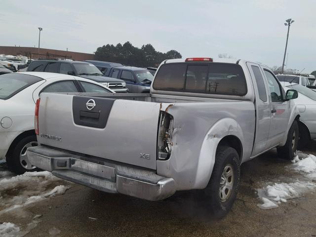 1N6BD06T76C406750 - 2006 NISSAN FRONTIER K SILVER photo 4