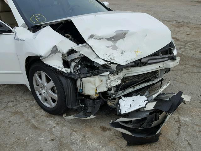 1HGCM66885A073749 - 2005 HONDA ACCORD EX WHITE photo 9