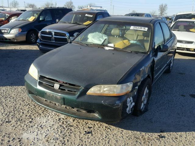 1HGCG1654WA032021 - 1998 HONDA ACCORD EX GREEN photo 2