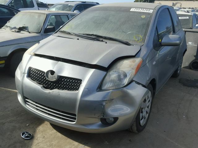 JTDJT923585215492 - 2008 TOYOTA YARIS GRAY photo 2