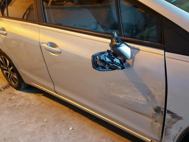 2HGFB2F8XDH508816 - 2013 HONDA CIVIC EX ვერცხლისფერი ფოტო 9