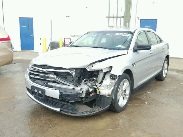 1FAHP2D87FG132074 - 2015 FORD TAURUS SE SILVER photo 2