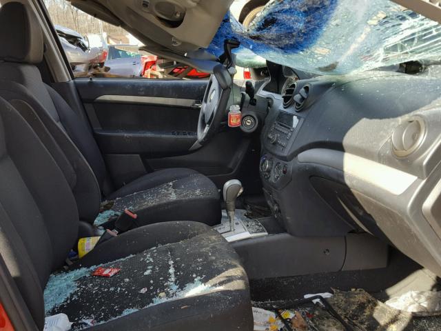 KL1TD56E79B632729 - 2009 CHEVROLET AVEO LS RED photo 5