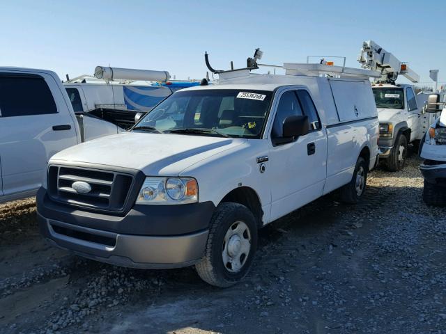 1FTRF12217KD42310 - 2007 FORD F150 WHITE photo 2