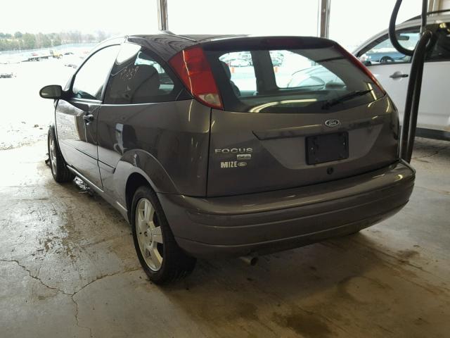 1FAFP31N17W161472 - 2007 FORD FOCUS ZX3 GRAY photo 3