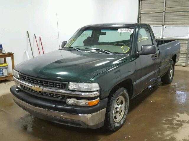 1GCEC14W91Z259570 - 2001 CHEVROLET SILVERADO GREEN photo 2