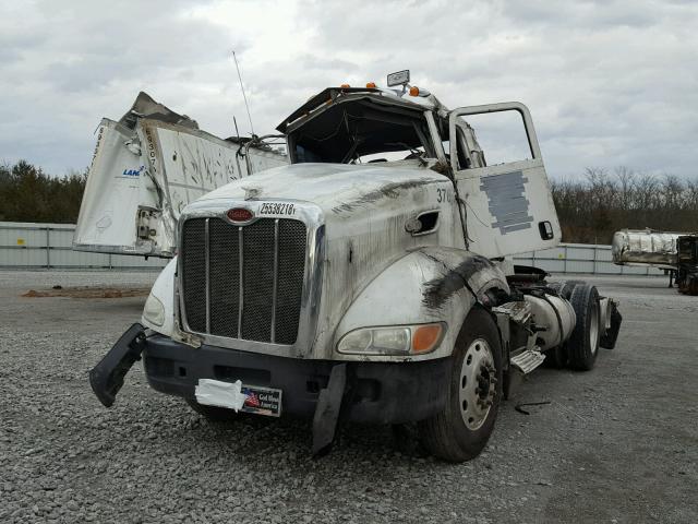 1XPHD49X48N756376 - 2008 PETERBILT 386 WHITE photo 2