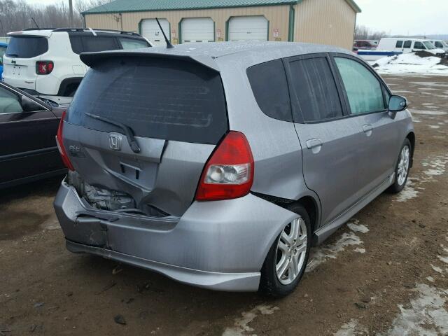 JHMGD38627S046746 - 2007 HONDA FIT S SILVER photo 4