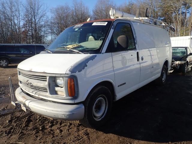 1GCFG25W511154729 - 2001 CHEVROLET EXPRESS G2 WHITE photo 2