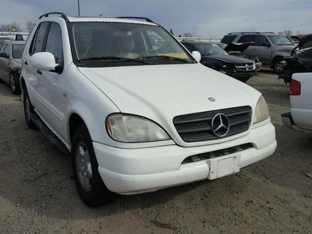 4JGAB54E21A266273 - 2001 MERCEDES-BENZ ML 320 WHITE photo 1