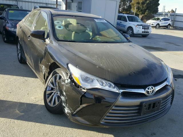 4T1BK1FK6FU558918 - 2015 TOYOTA CAMRY XSE BLACK photo 1