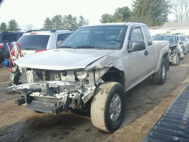 1GTDT19E678189875 - 2007 GMC CANYON SILVER photo 2