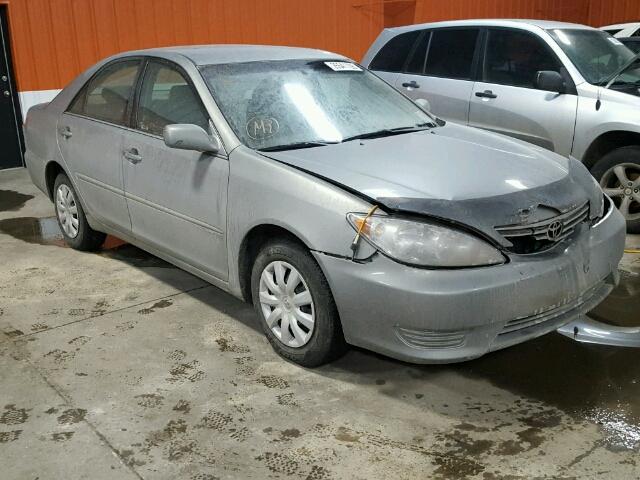 4T1BE32K75U558417 - 2005 TOYOTA CAMRY LE SILVER photo 1