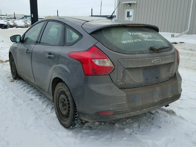 1FADP3K28DL109300 - 2013 FORD FOCUS SE GRAY photo 3