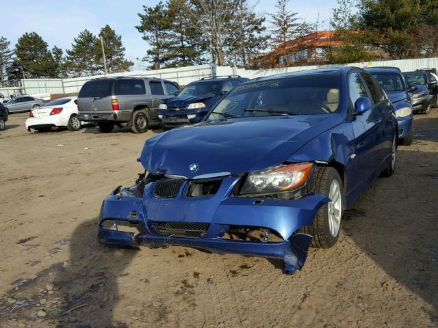 WBAVC93527KX54358 - 2007 BMW 328 XI BLUE photo 2