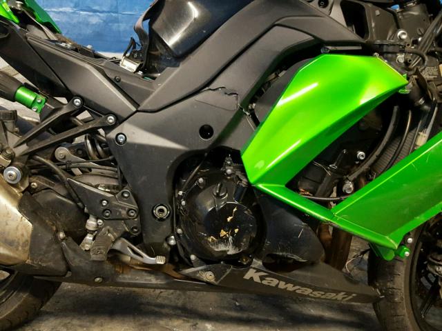 JKAZXCM14FA005500 - 2015 KAWASAKI ZX1000 M TWO TONE photo 7