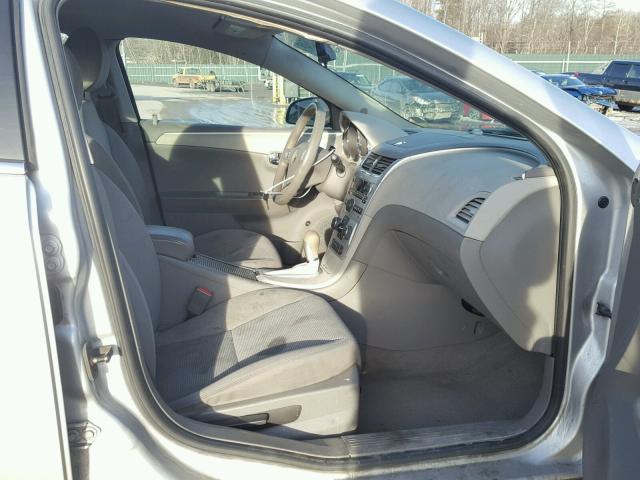 1G1ZB5EBXAF275018 - 2010 CHEVROLET MALIBU LS SILVER photo 5