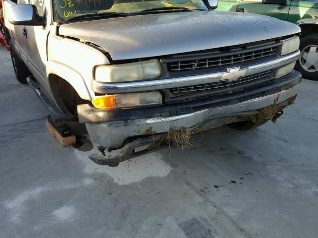 1GCGK29U2XE226483 - 1999 CHEVROLET SILVERADO GOLD photo 9