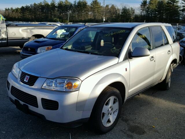 5GZCZ63406S810566 - 2006 SATURN VUE SILVER photo 2