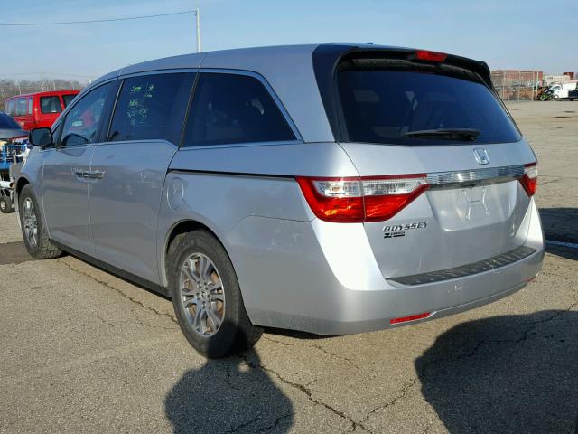 5FNRL5H62BB028214 - 2011 HONDA ODYSSEY EX SILVER photo 3