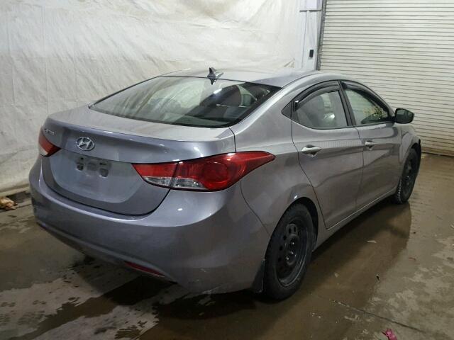 KMHDH4AE7DU527121 - 2013 HYUNDAI ELANTRA GL GRAY photo 4