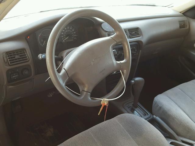 1Y1SK5288WZ415750 - 1998 CHEVROLET GEO PRIZM 白色 照片 9