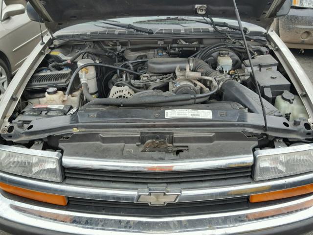 1GNDT13W6X2130143 - 1999 CHEVROLET BLAZER TAN photo 7