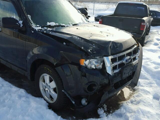 1FMCU9DG1BKA23979 - 2011 FORD ESCAPE XLT BLACK photo 9