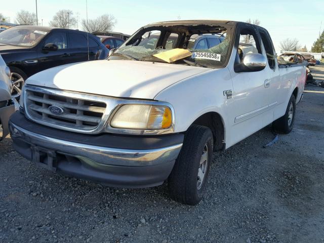 1FTRX17L71NB12467 - 2001 FORD F150 WHITE photo 2