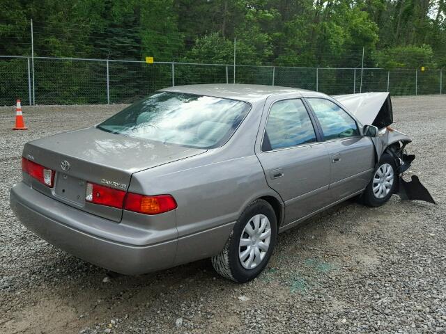 4T1BG22K6YU677844 - 2000 TOYOTA CAMRY CE GRAY photo 4