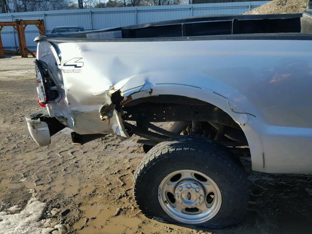 1FTWX31PX6EA18519 - 2006 FORD F350 SRW S SILVER photo 9