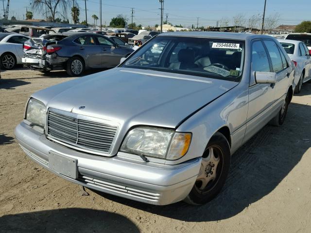 WDBGA51G1WA380357 - 1998 MERCEDES-BENZ S 500 SILVER photo 2