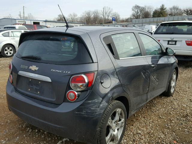 1G1JE6SH0C4161997 - 2012 CHEVROLET SONIC LTZ GRAY photo 4