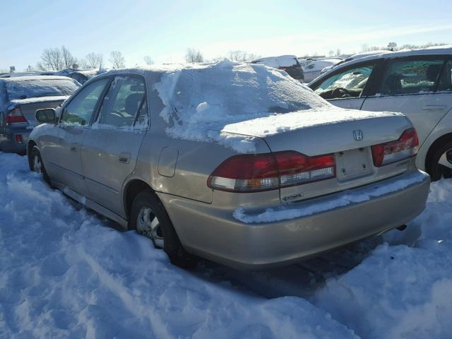 JHMCG56671C003056 - 2001 HONDA ACCORD EX GOLD photo 3