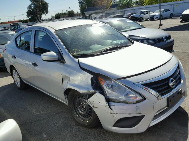 3N1CN7AP0GL843277 - 2016 NISSAN VERSA S SILVER photo 1