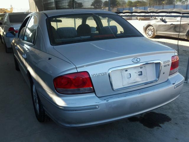 KMHWF35H82A571298 - 2002 HYUNDAI SONATA GLS SILVER photo 3