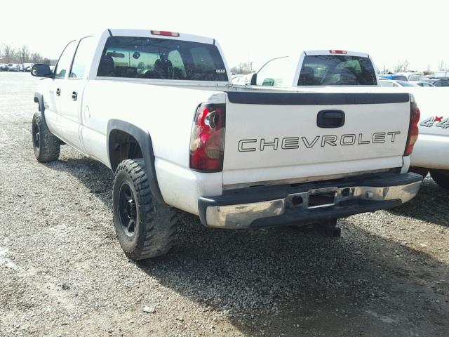 1GCHC23173F240187 - 2003 CHEVROLET SILVERADO WHITE photo 3