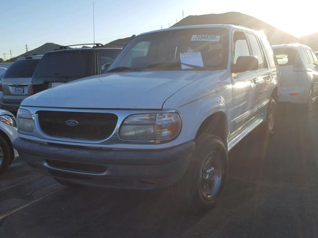 1FMZU32E6WZA49273 - 1998 FORD EXPLORER WHITE photo 2