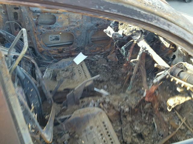 4T1BF32K22U032379 - 2002 TOYOTA CAMRY LE BURN photo 5