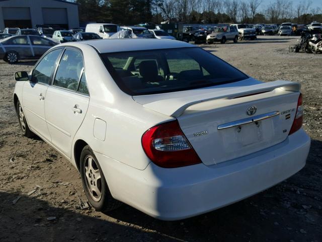 4T1BF30K83U059137 - 2003 TOYOTA CAMRY LE WHITE photo 3